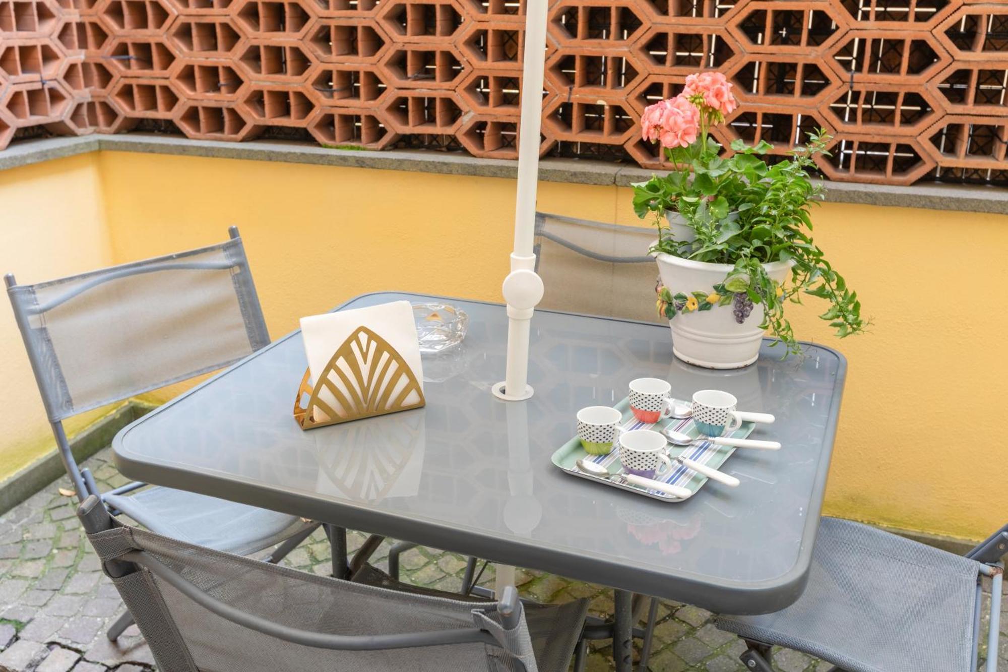 רומא Quiet Trevi Fountain Apartment With Patio And Backyard מראה חיצוני תמונה